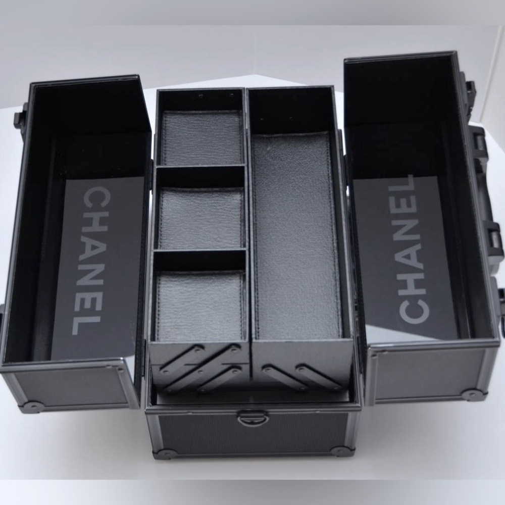 CHANEL PROFESSIONAL BEAUTY ADVISOR/MAKE-UP ARTIST X-LARGE COSMETICS TRAVEL CASE - Picture 3 of 16